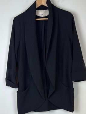 Aritzia Black Blazer Sleek Suit Jacket
